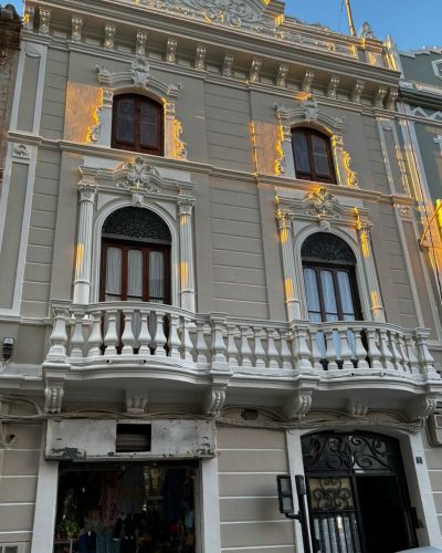 Fachada elegante en Burriana.