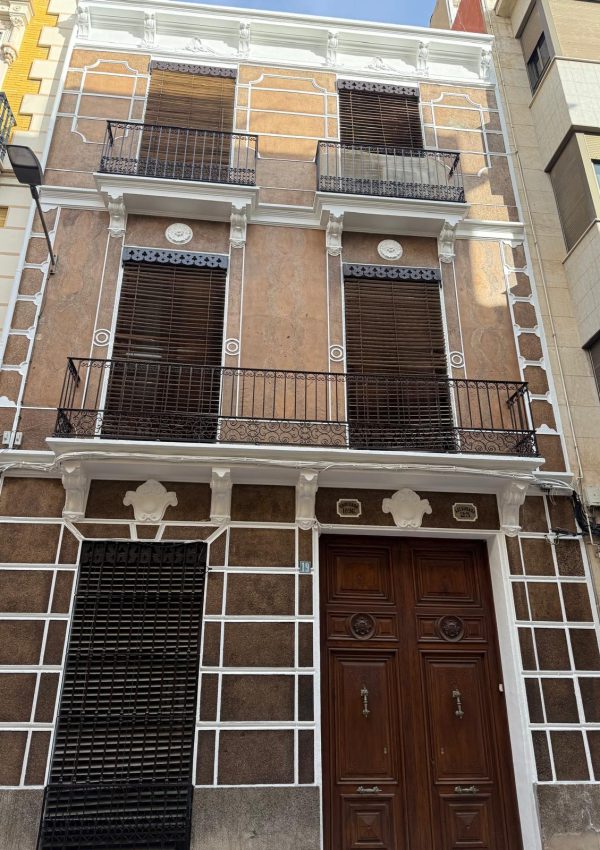 Trabajo Rehabilitactión Fachadas Castellón Diago Pintures